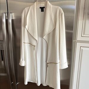 Eva Varro White Textured Barcelona Jacket